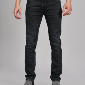 Tapered Fit Jeans